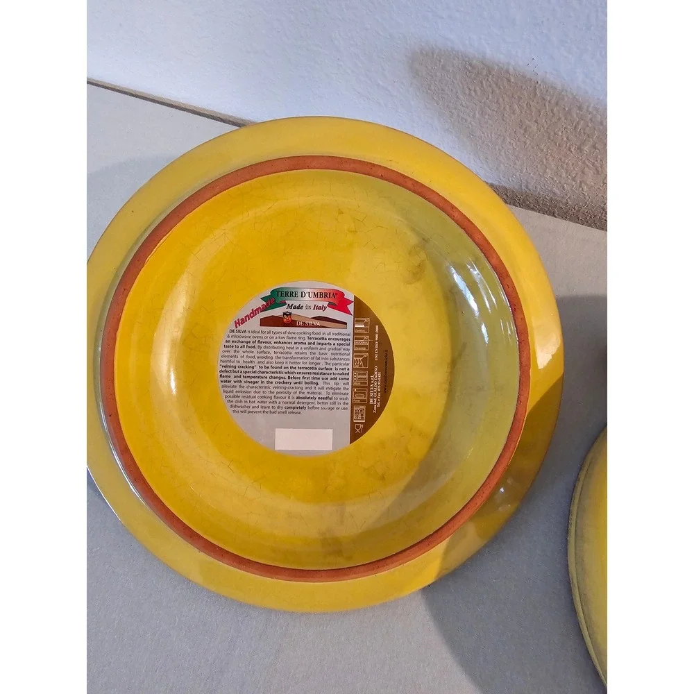 De Silva 8 Inch Yellow Terracotta Lidded Casserole Dish Made In Italy